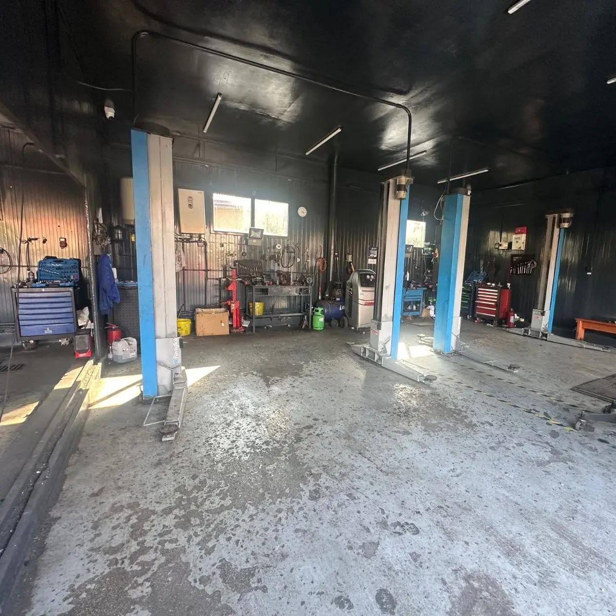 Atelier M AD GARAGE — Târgu Jiu